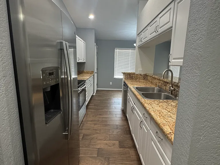 4061 E Taro Ln — Photo 16