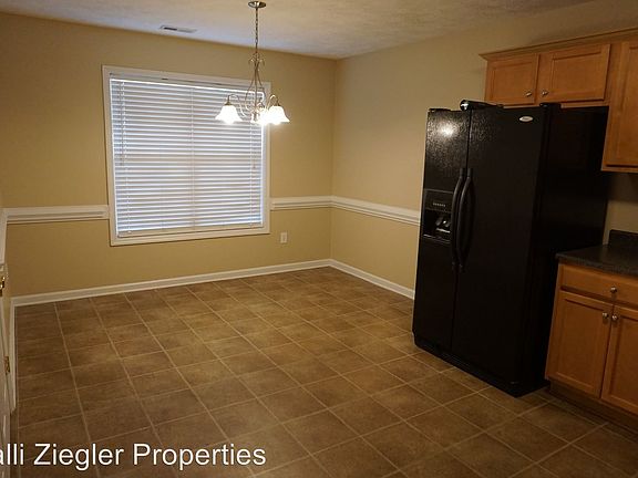 4th image of 568 Cypress Pond Dr