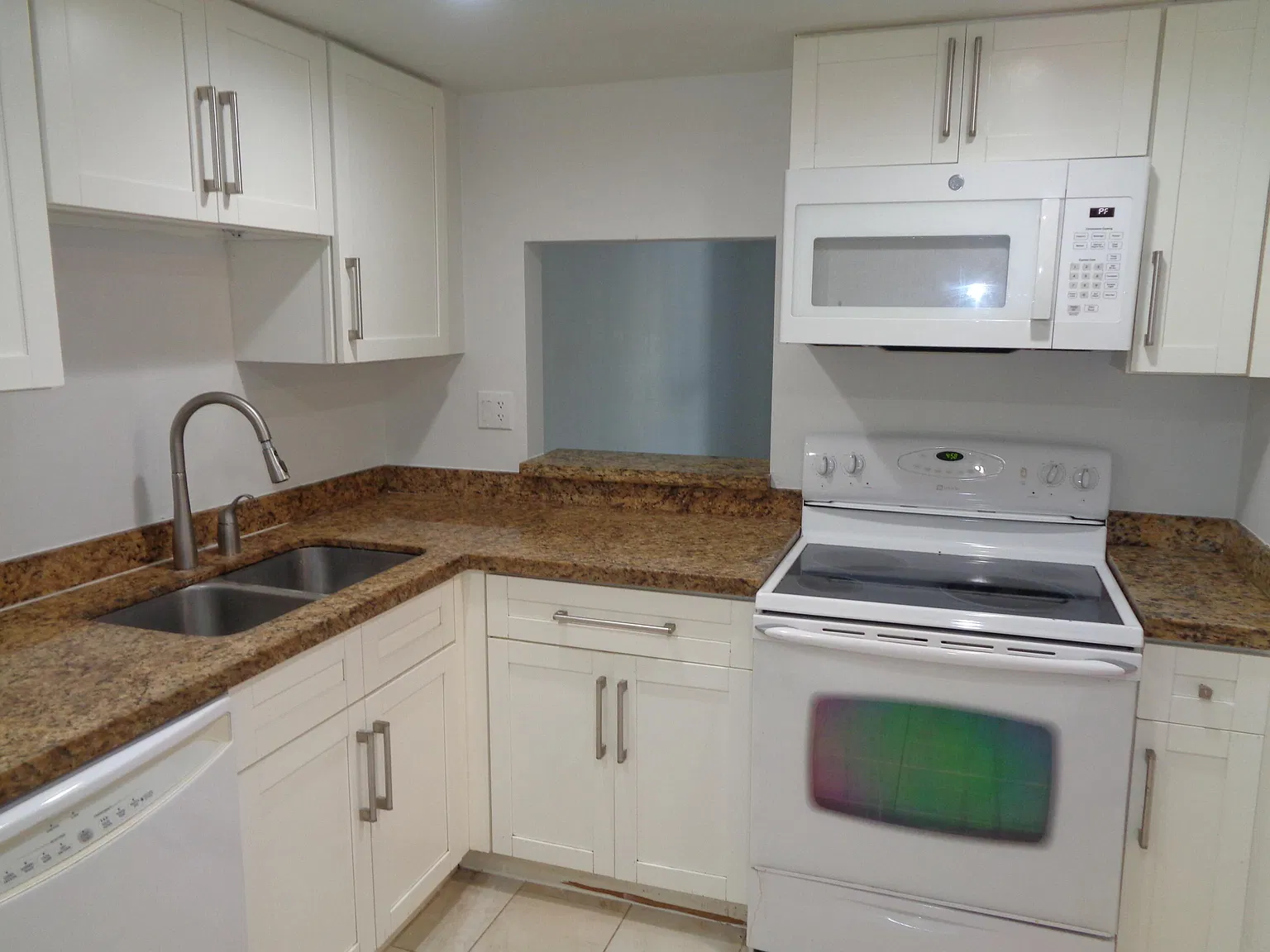 1 bed, 1.5 bath, 695 sqft, $1,650 — Photo 4
