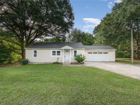 180 School House Rd, Westminster, SC 29693
