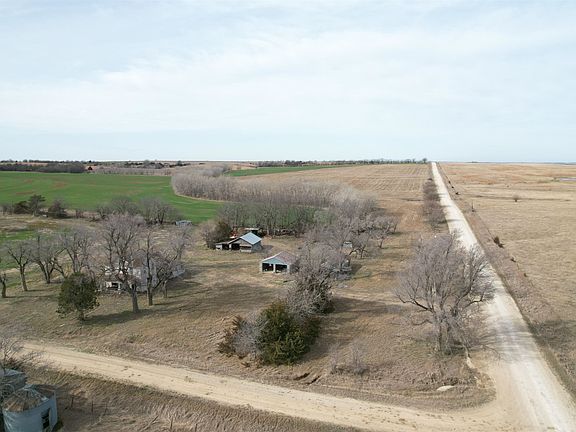 4th image of 797 Camp Rd