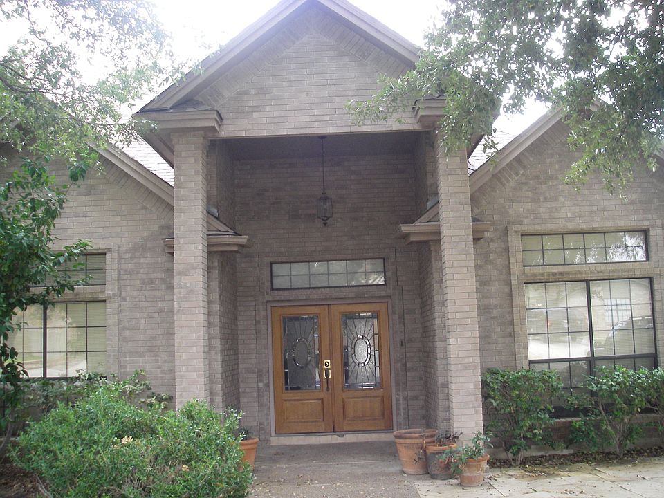 1st image of 507 Saint James Dr