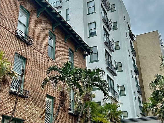 4th image of 2310 1st St #203