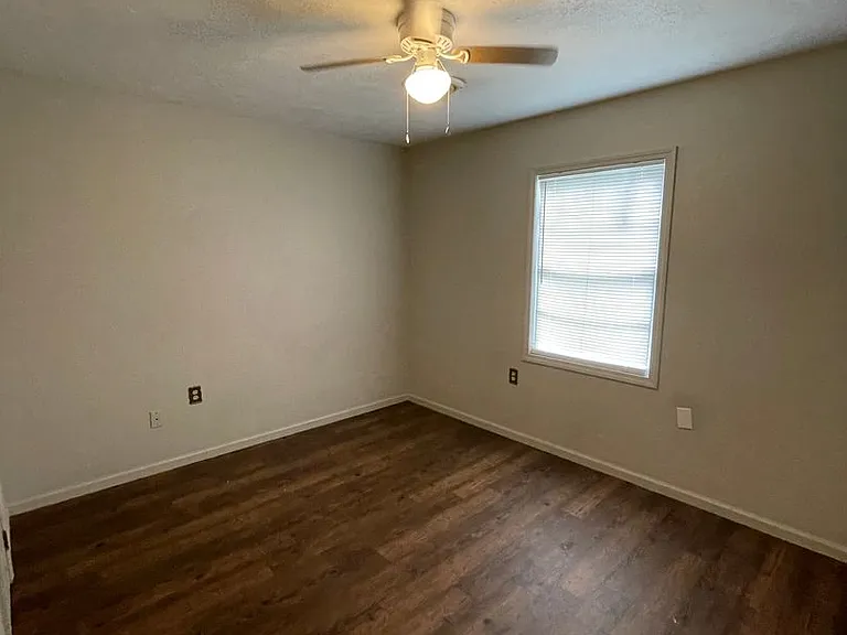 821 Garden Dr — Photo 6