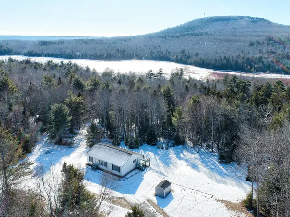 170 Turkey Farm Road, Blue Hill, ME 04614