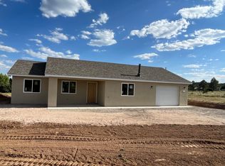 7 Stonebrook Ln, Tijeras, NM 87059