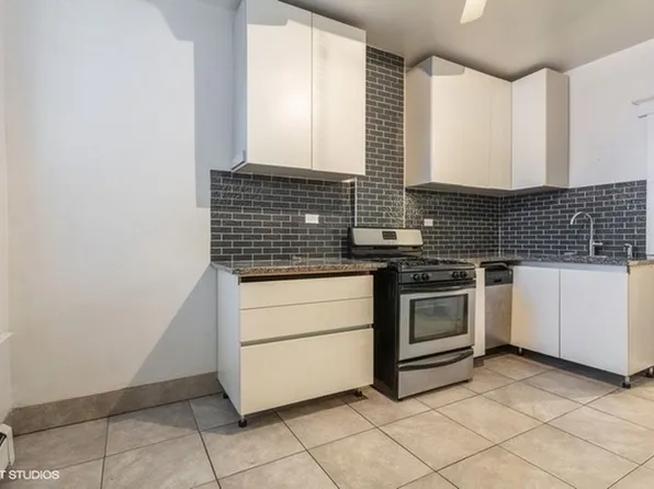 4411 S Wells St APT 1, Chicago, IL 60609