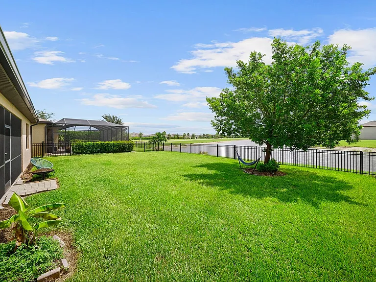 3406 Murcia Ct — Photo 30