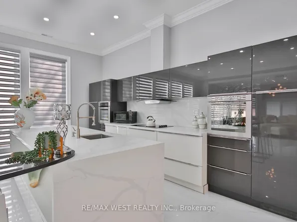 493 Townline Rd N, Clarington, ON L1E 2J4