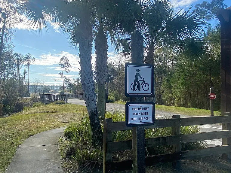 Twenty Mile Community access to St Johns County School via neighborhood / sidewalk entry.