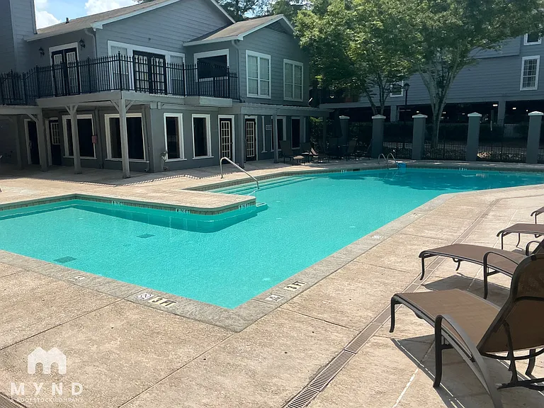 417 Granville Ct — Photo 13