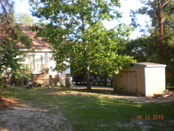 3rd image of 413 Sheridan Dr
