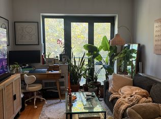 45 McGuinness Blvd APT 3F, Brooklyn, NY 11222