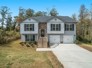 1948 Paynes Point, Winder, GA 30680