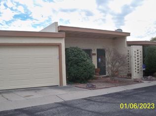 8724 E Ridge Terrace Dr, Tucson, AZ 85710