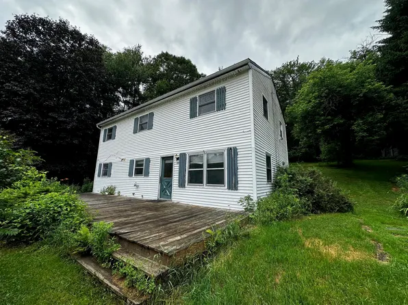 89 Lyon Road, Royalton, VT 05068