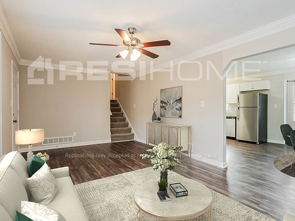 5th image of 136 Amber Ln