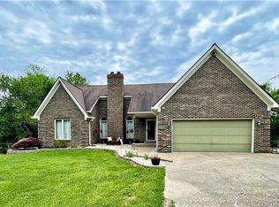 1825 Old Vincennes Rd, New Albany, IN 47150