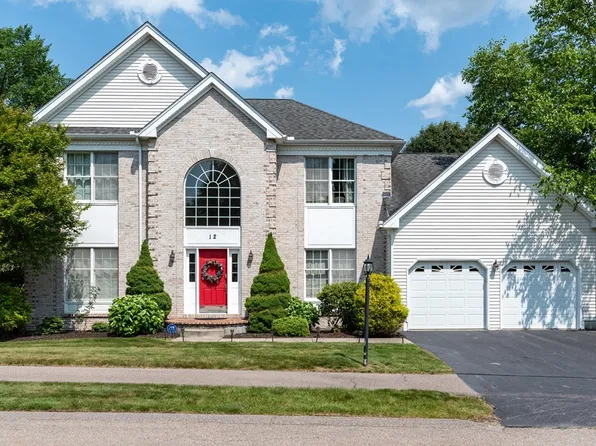 12 Oxford Ct, Bellingham, MA 02019