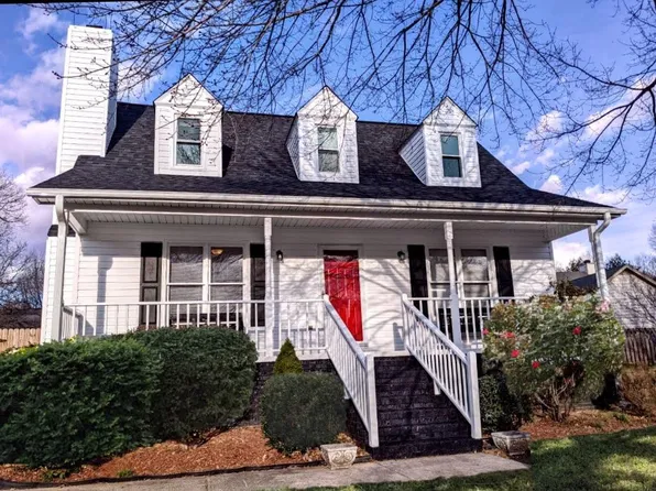 1004 Fawn Cir, Reidsville, NC 27320