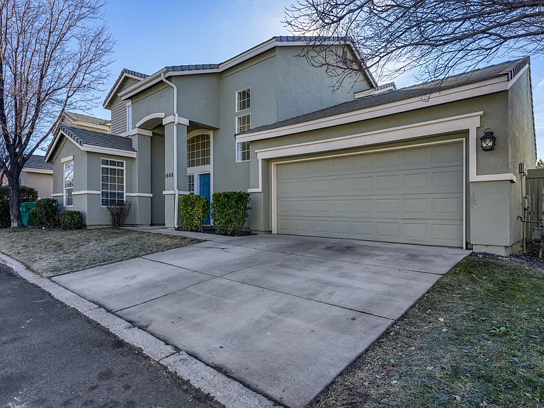 1668 Rocky Cove Ln — Photo 4