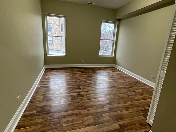 3rd image of 6728 S East End Ave #2