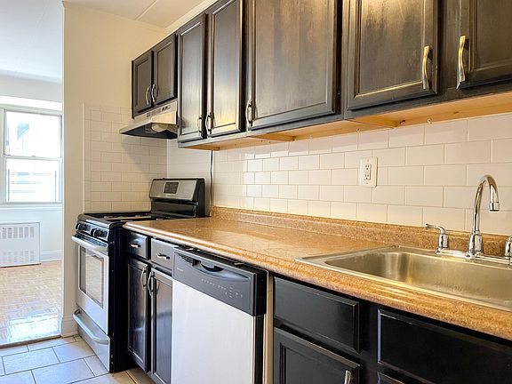 3rd image of 113 N 3rd Ave #2D