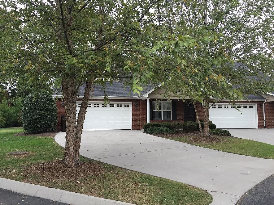 1st image of 10947 Woodford Bend Way