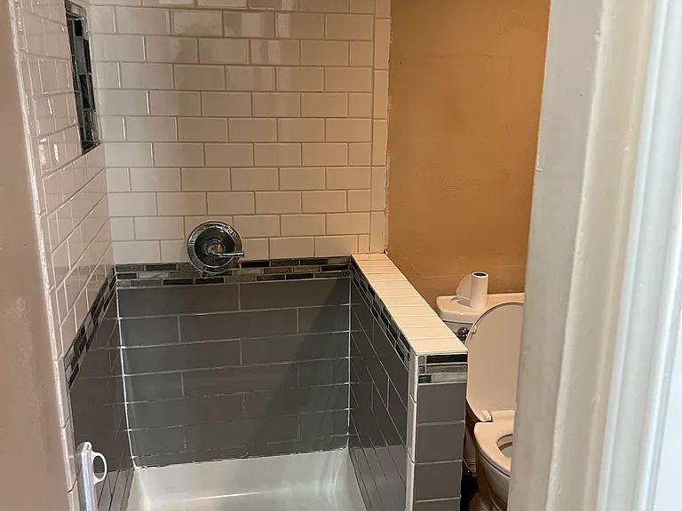 509 S Fannin St #B — Photo 4
