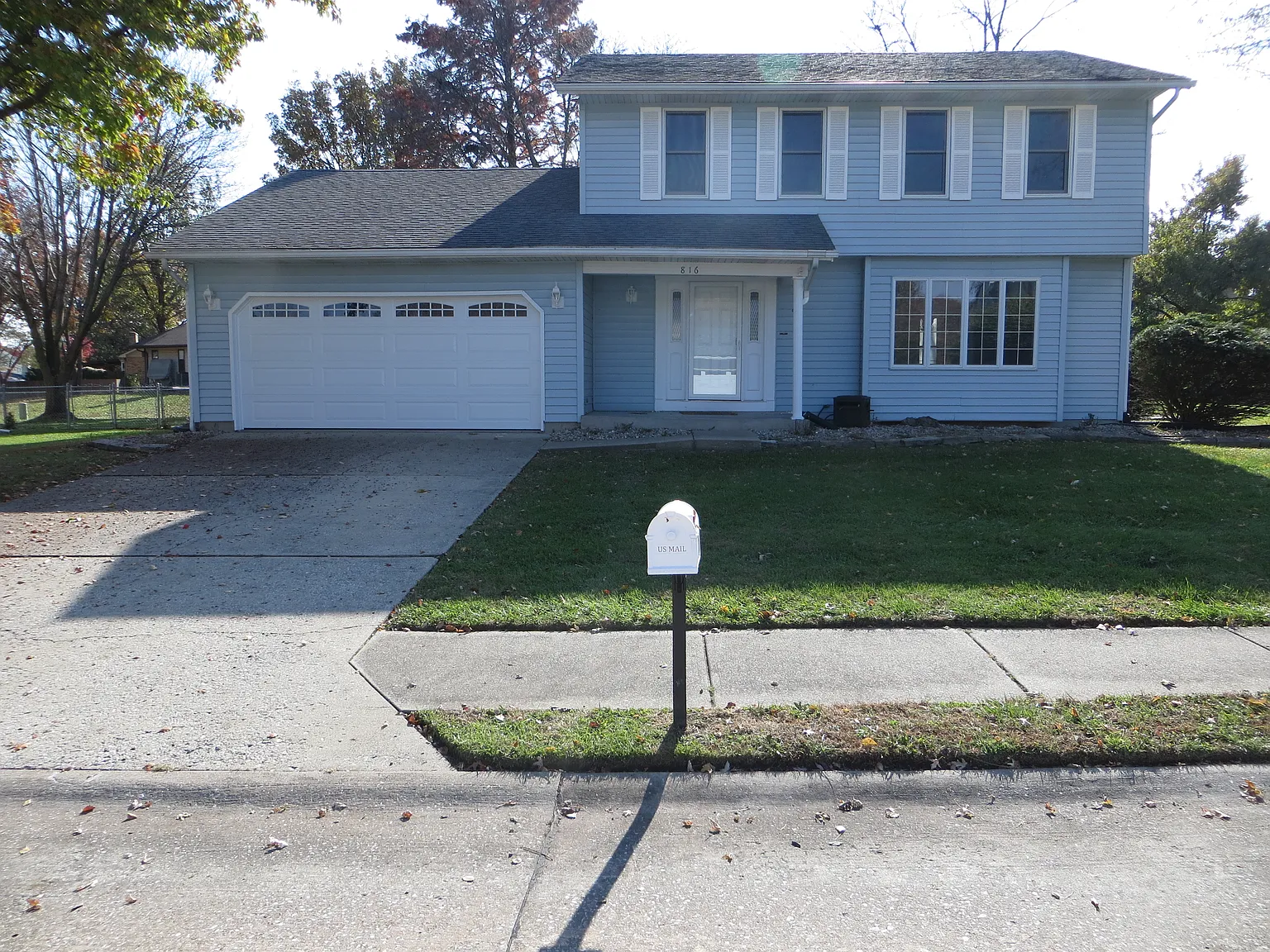 816 Chancellor Dr photo 1
