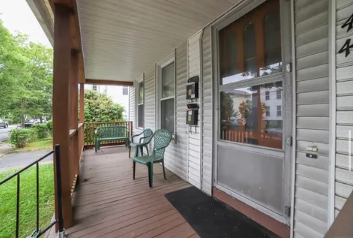 4 bed, 1500 sqft, $950 — Photo 3