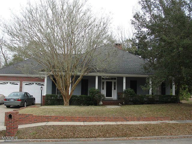 1st image of 804 Magnolia Bayou Blvd