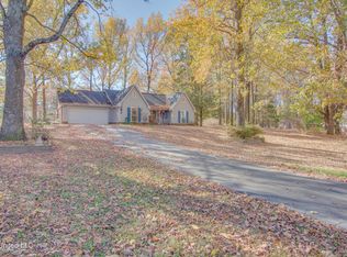 7165 Broken Hickory Dr, Walls, MS 38680
