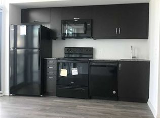 30 Meadowglen Pl #804-09, Toronto, ON M1G 0A6