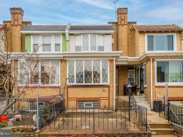 5151 Pennway St, Philadelphia, PA 19124