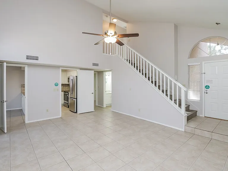 2282 W Park Ave — Photo 6
