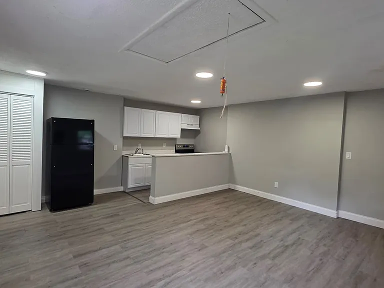 114 Hurlburt St #3 — Photo 2