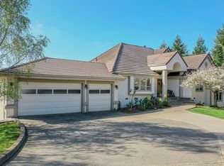 18447 Meadow Ridge Rd, Salinas, CA 93907