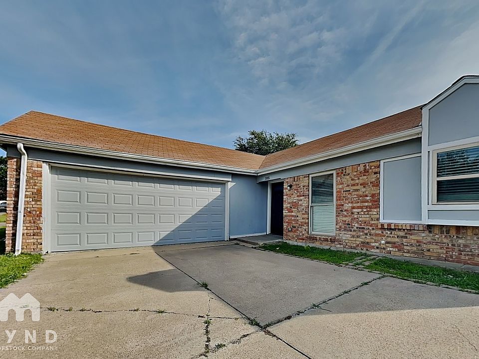 1st image of 105 Ripplewood Dr