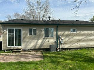 16130 Lauren St, Taylor, MI 48180
