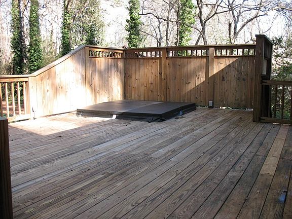 Hot tub and deck off kitchen