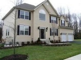 41 Magnolia Ct, Feasterville, PA 19053