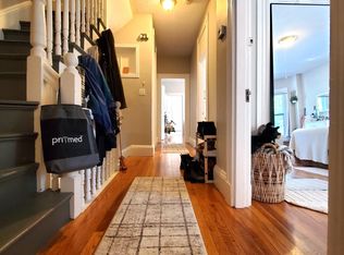 223 Concord Ave #202, Cambridge, MA 02138