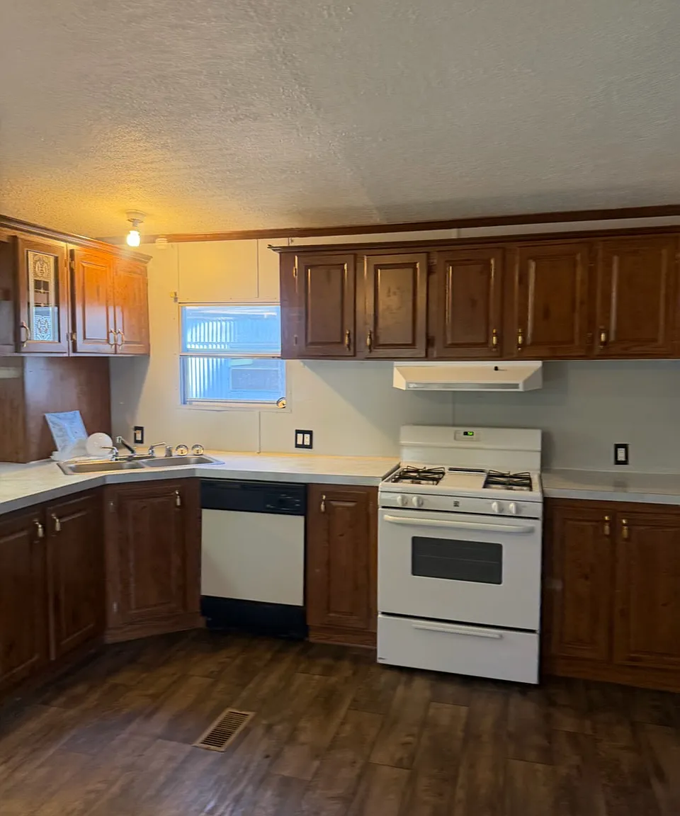 Whispering Pines Mobile Home - 408 - #1 — Photo 4