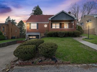 400 Collins Dr, Pittsburgh, PA