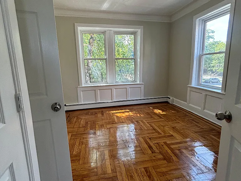 347 Park Ave #1 — Photo 4