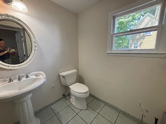 135 W Oakland Ave — Photo 5