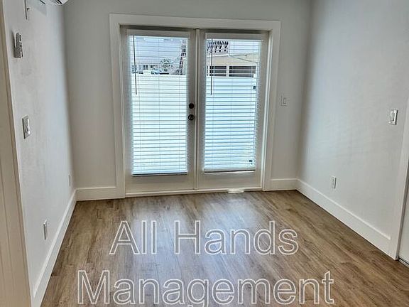 4th image of 231 Loma Ave Unit 18