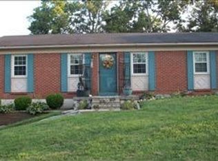 150 Golfview Dr, Richmond, KY 40475