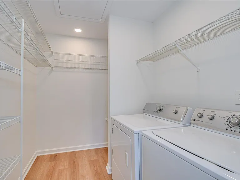 128 Barts Dr — Photo 21